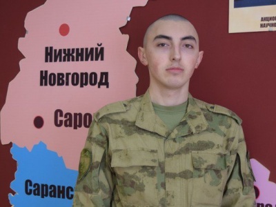 Пьяный на КПП.jpg Пьяный на КПП.jpg